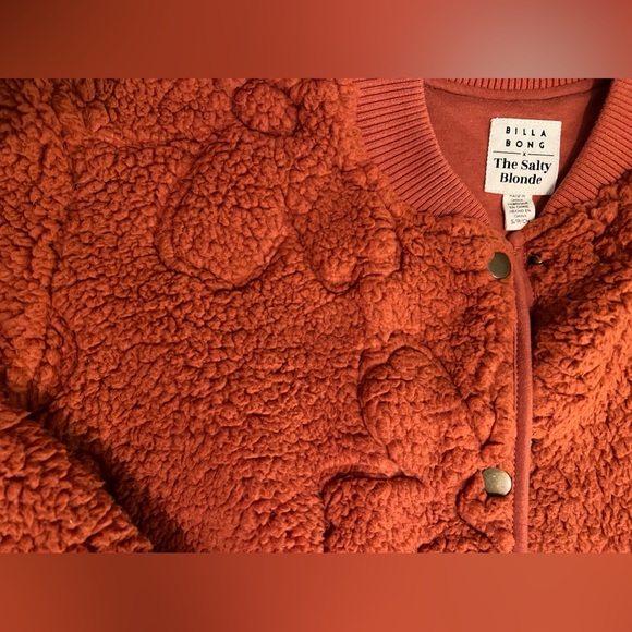 Billabong x Salty Blonde Cozy Shores Sherpa Bomber Jacket - Picture 8 of 8